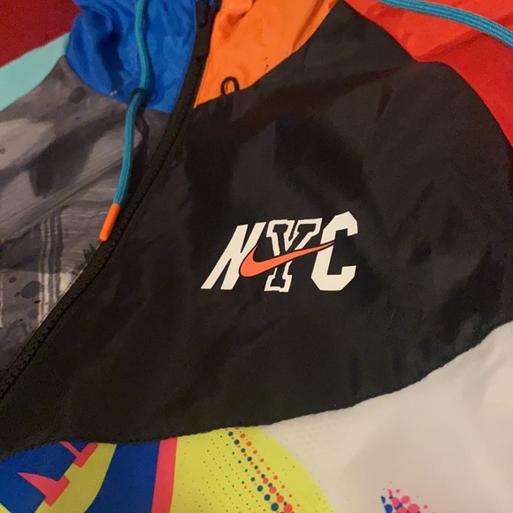 BRAND NEW CONDITION - Picture 2 of 5